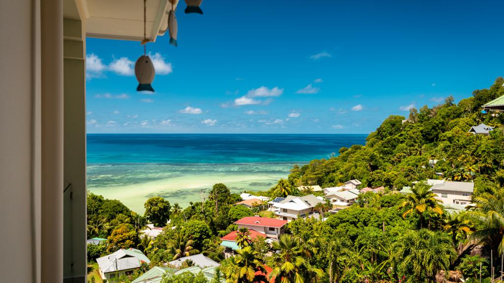 Photo 2: Sunset View Self Catering - Mahé (Seychelles)