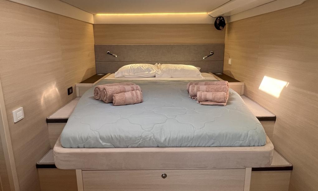 Dream Yacht Praslin Dream Premium - Cabine Supérieure