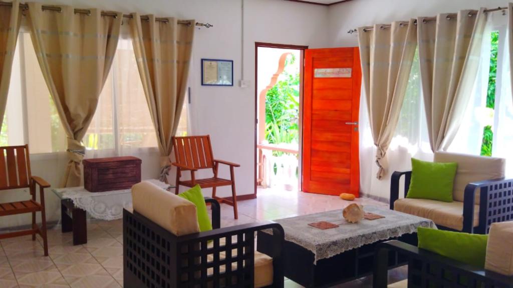 Photo 21: Dan Zoranz Self Catering Guest House - La Digue (Seychelles)