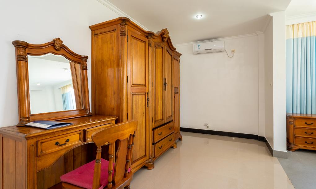 Amanda Luxury Villa - Standard Double Room with Pool View