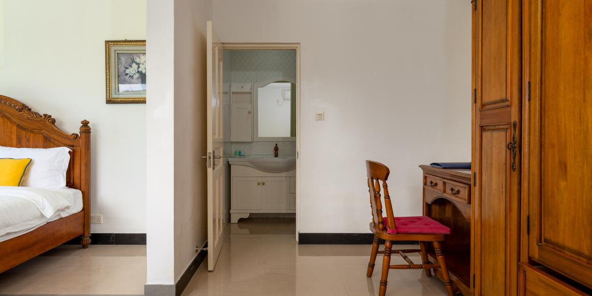 Amanda Luxury Villa - Standard Double Room with Pool View