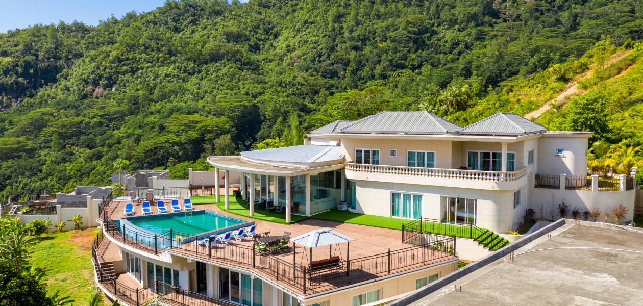 Amanda Luxury Villa - Photo 1