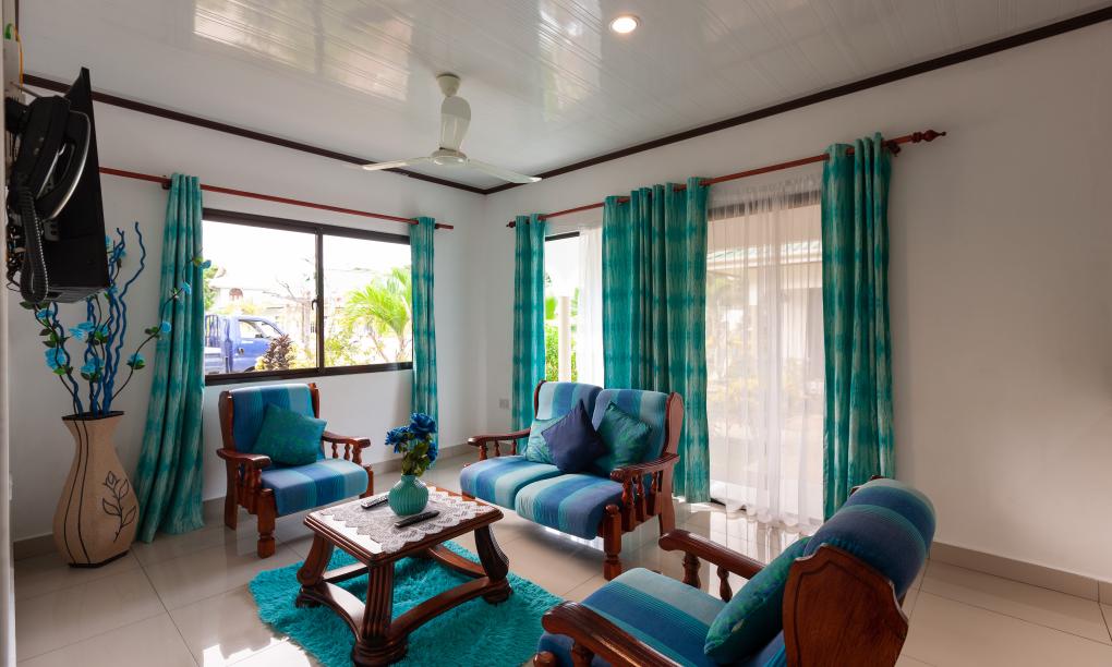 Belle Vacance Self Catering - 1-Bedroom Apartment