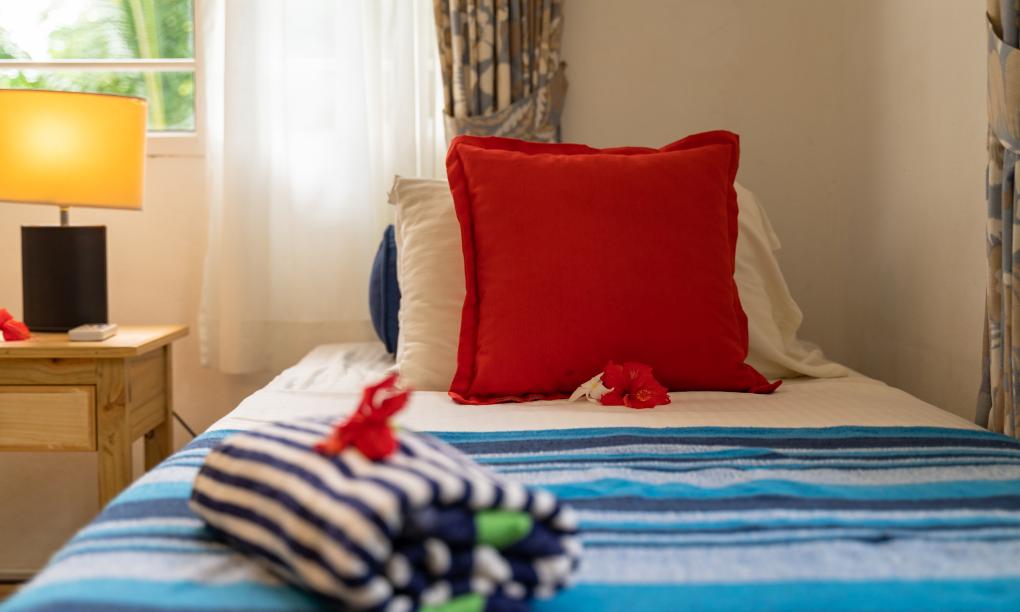 Pebbles Cove - 3-Bedroom House