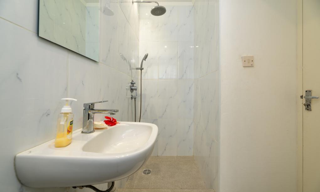 Pebbles Cove - 3-Bedroom House