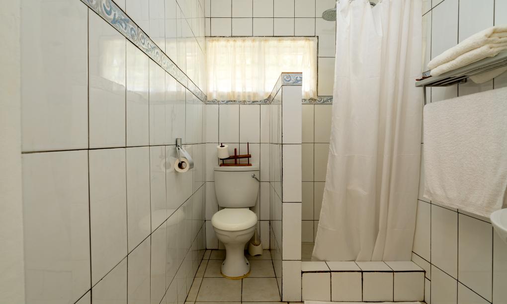 Pebbles Cove - 3-Bedroom House