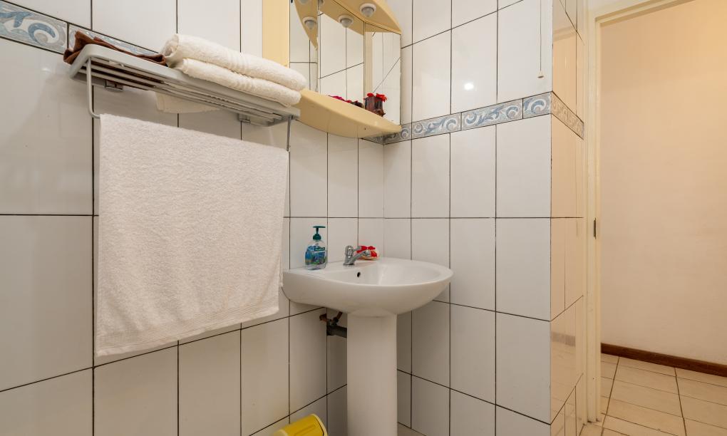 Pebbles Cove - 3-Bedroom House