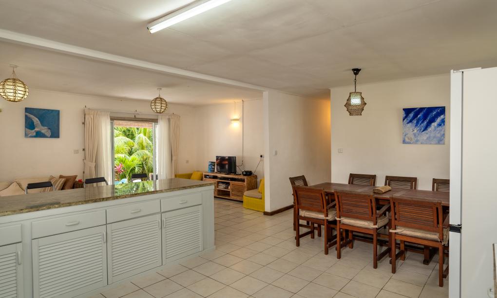 Pebbles Cove - 3-Bedroom House