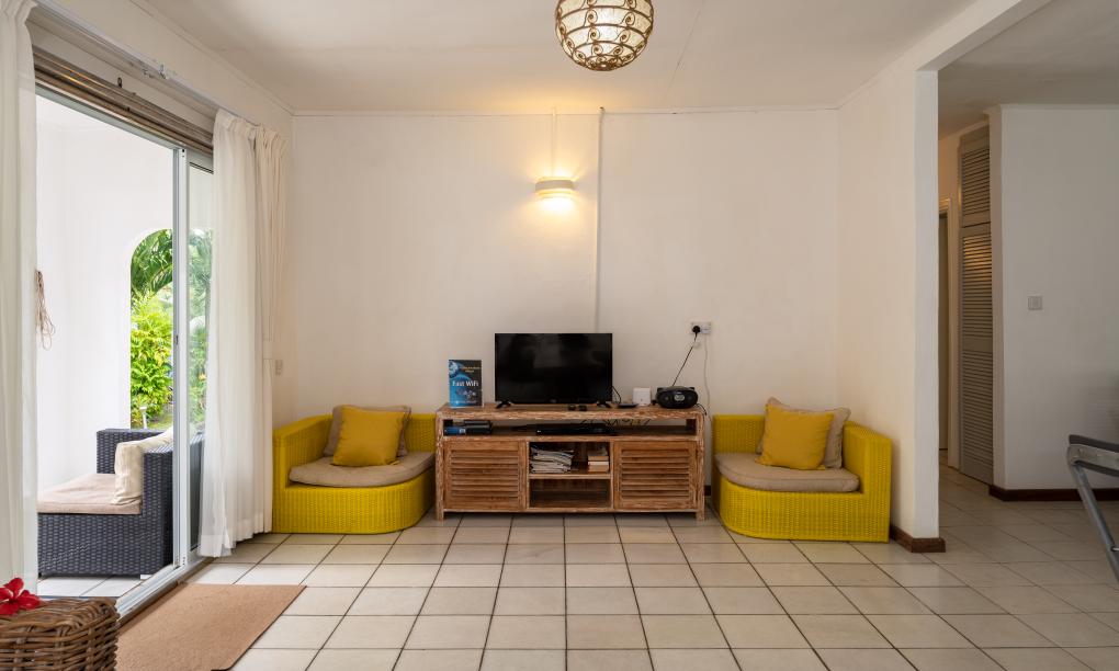 Pebbles Cove - 3-Bedroom House