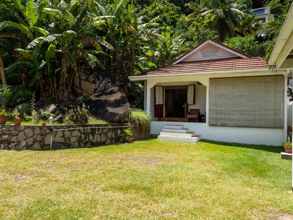 Pebbles Cove - Photo 9