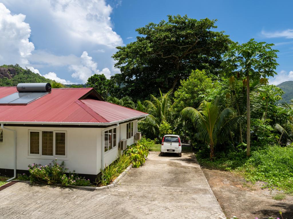 Pebbles Cove - Photo 6