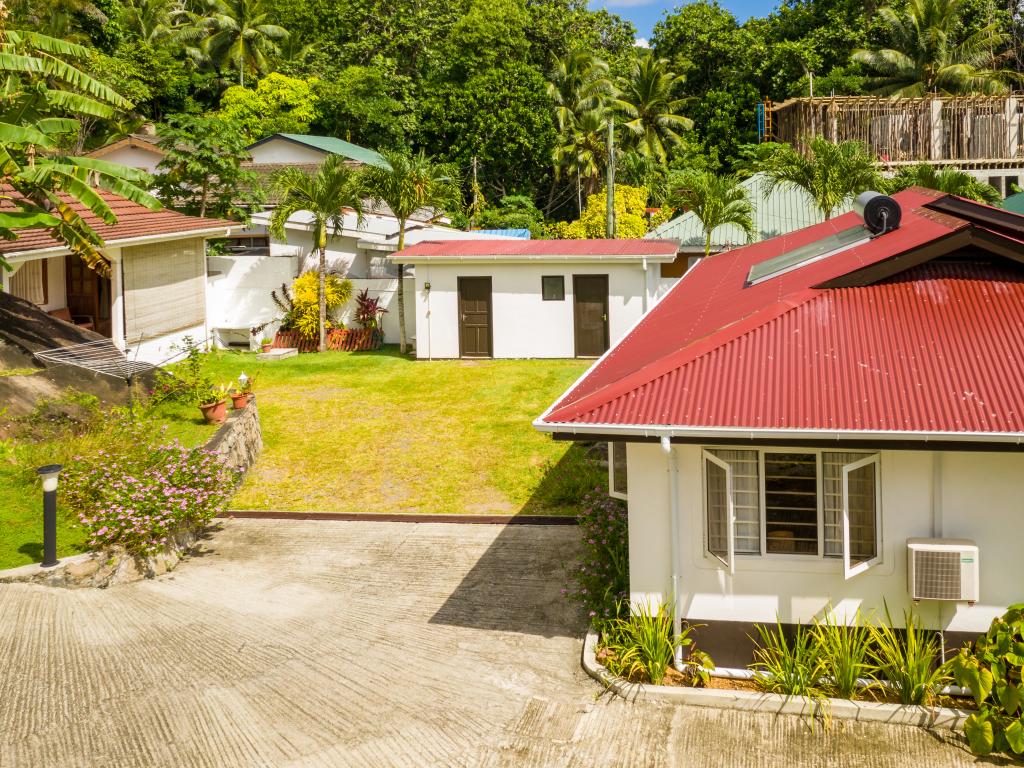 Pebbles Cove - Photo 7