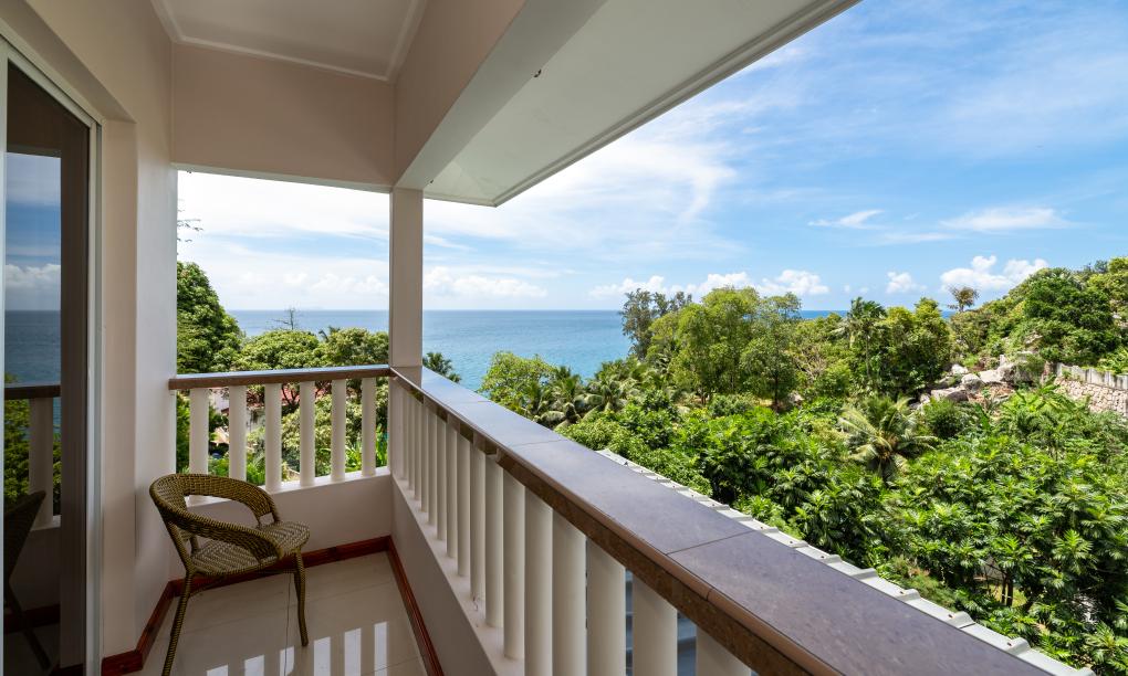 Dusk to Dawn - Villa