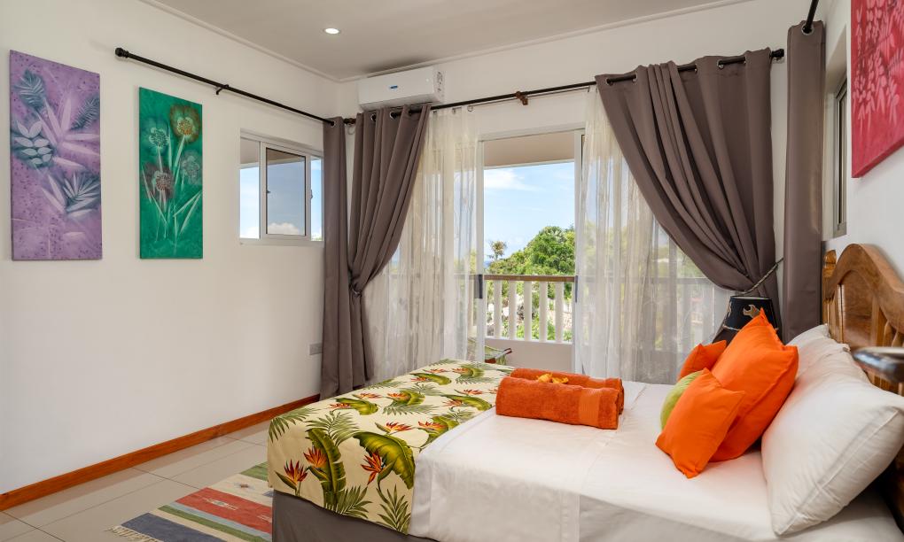 Dusk to Dawn - Villa