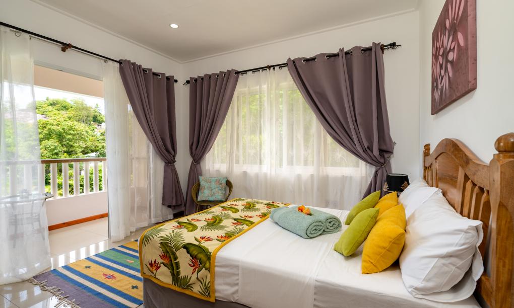 Dusk to Dawn - Villa