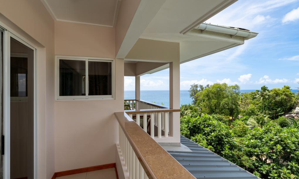 Dusk to Dawn - Villa