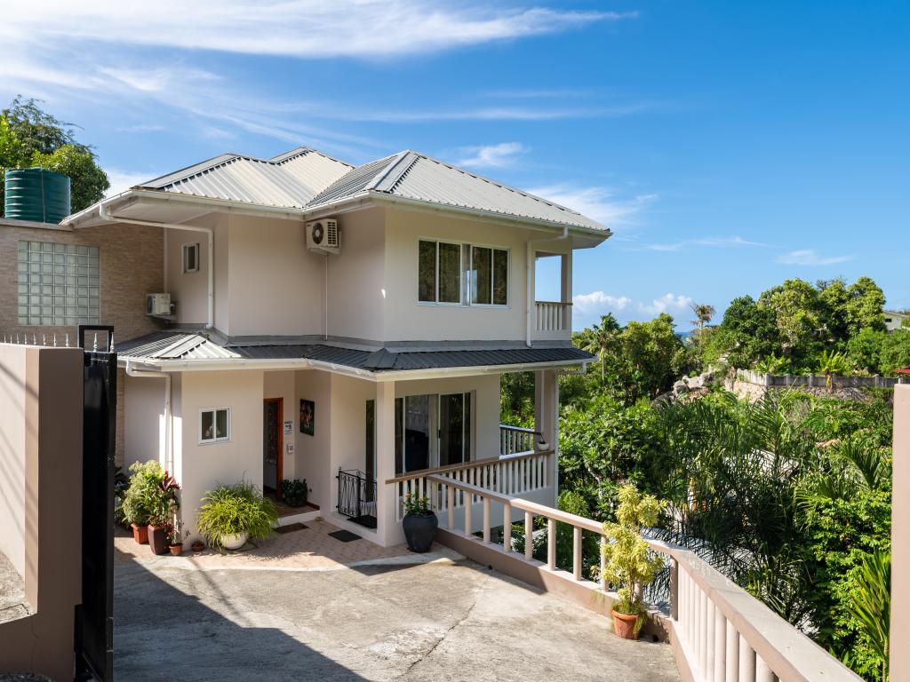 Dusk to Dawn - Photo 5