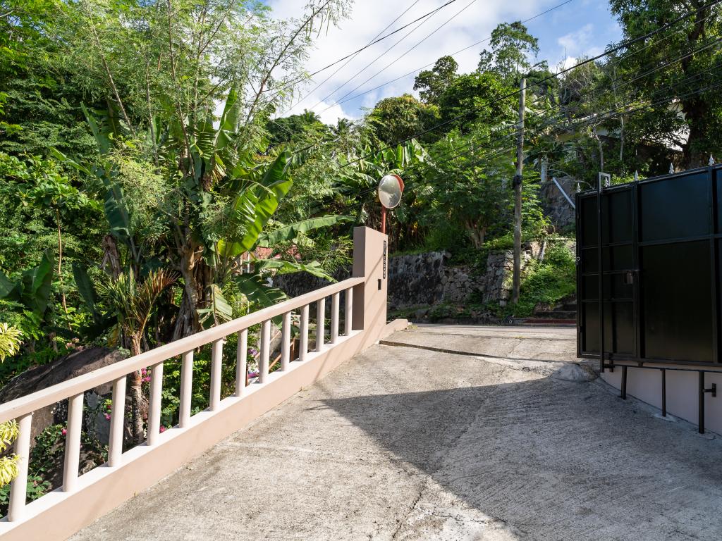 Dusk to Dawn - Photo 7