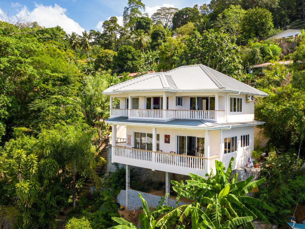 Dusk to Dawn - Photo 9