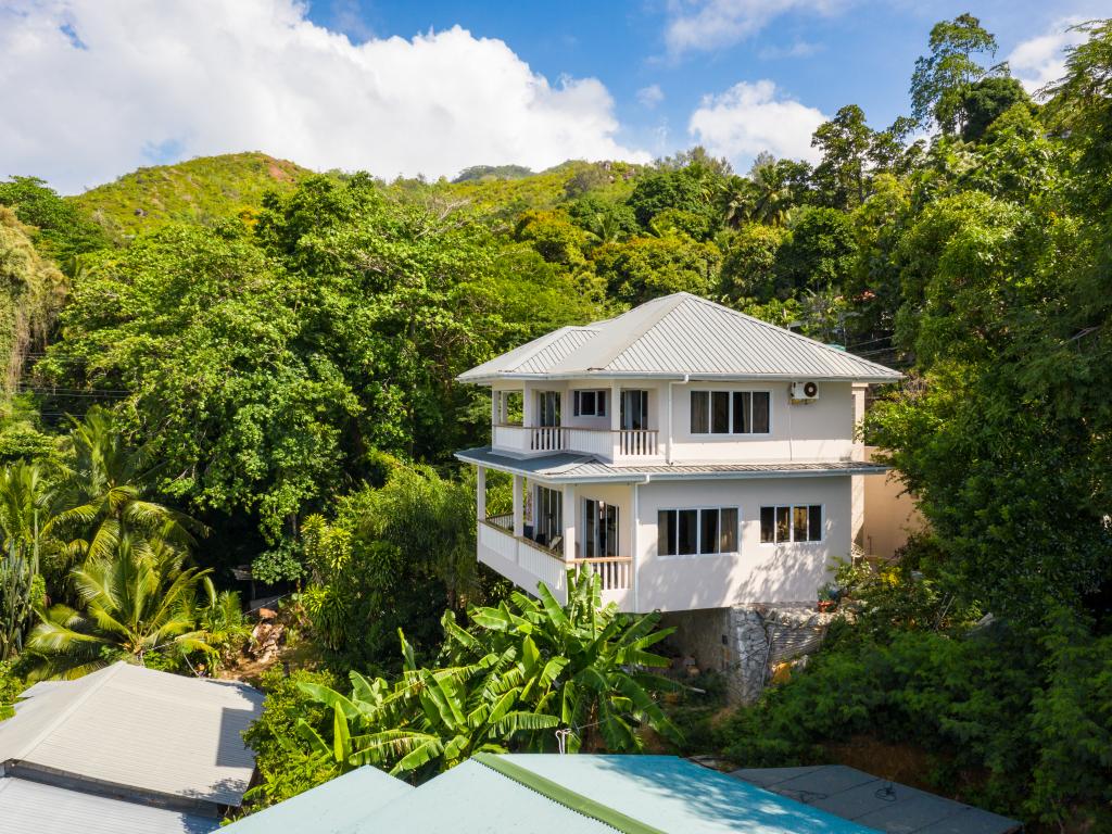 Dusk to Dawn - Photo 8