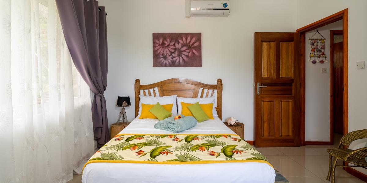 Dusk to Dawn - Villa