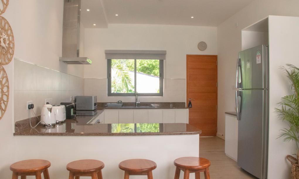 Pineapple Beach Villas - 2-Bedroom Apartment Ground Floor