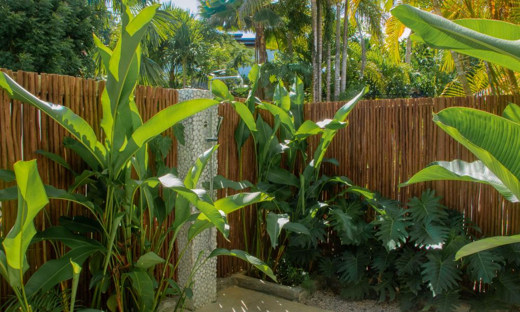 Pineapple Beach Villas - 2-Bedroom Apartment Ground Floor