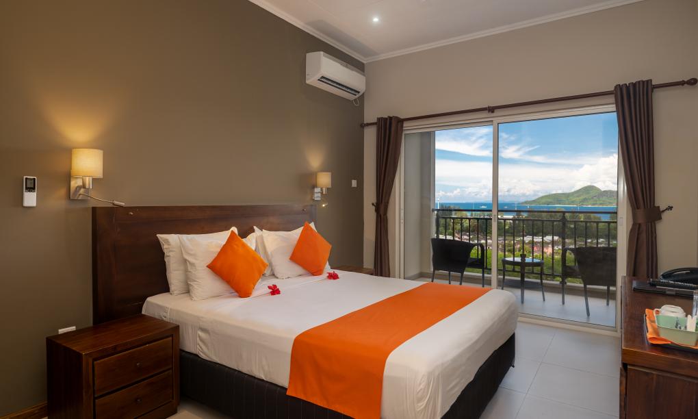 The Ridge Residence - Standard Double Room