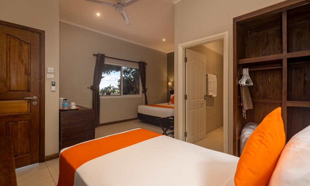 The Ridge Residence - Deluxe Family Room