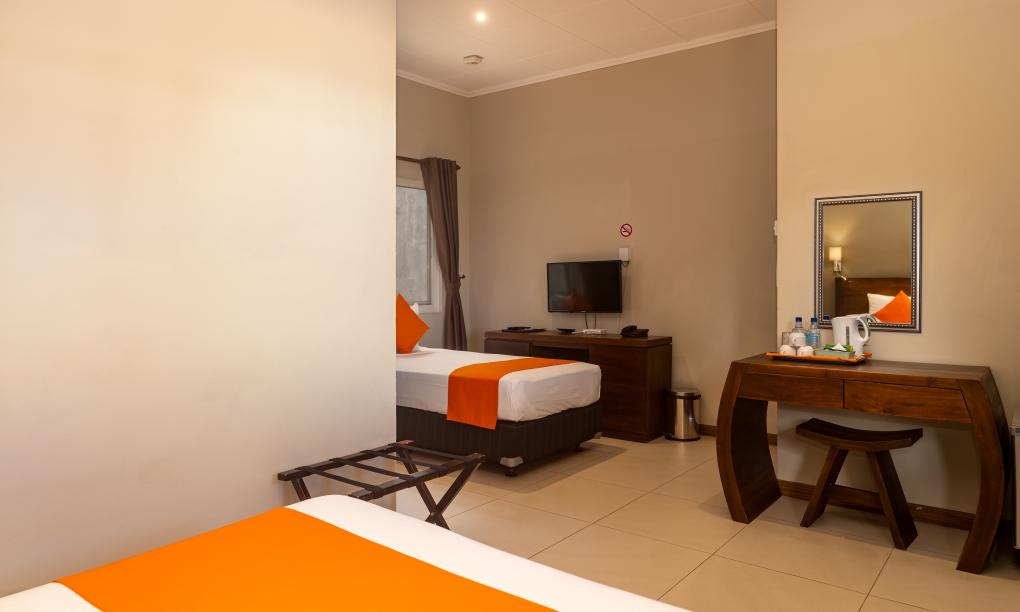 The Ridge Residence - Deluxe Family Room