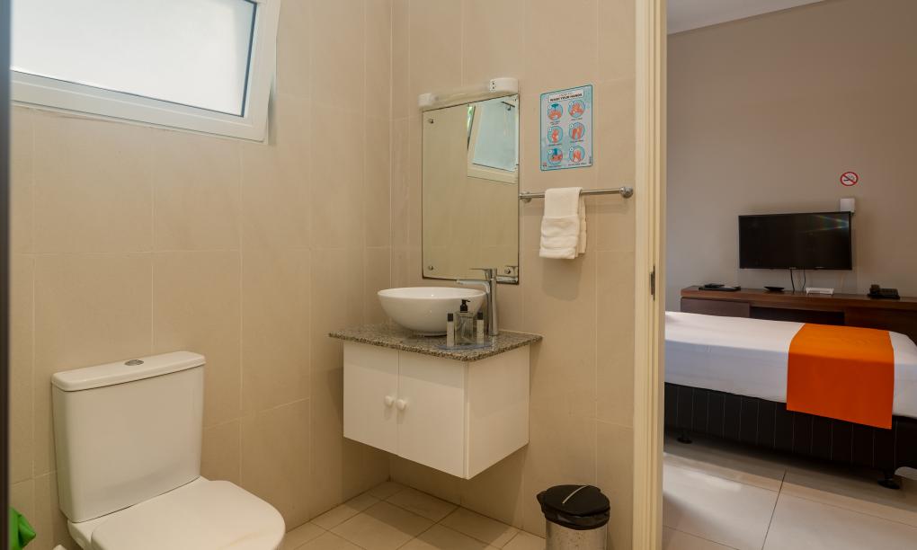 The Ridge Residence - Deluxe Family Room