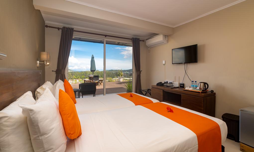 The Ridge Residence - Standard Twin Room