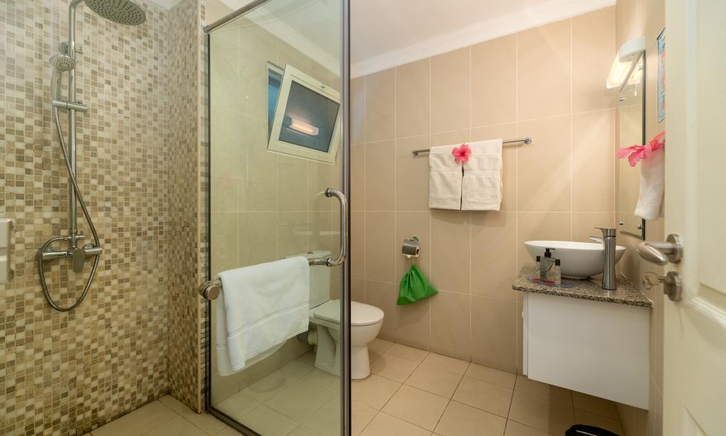 The Ridge Residence - Standard Twin Room