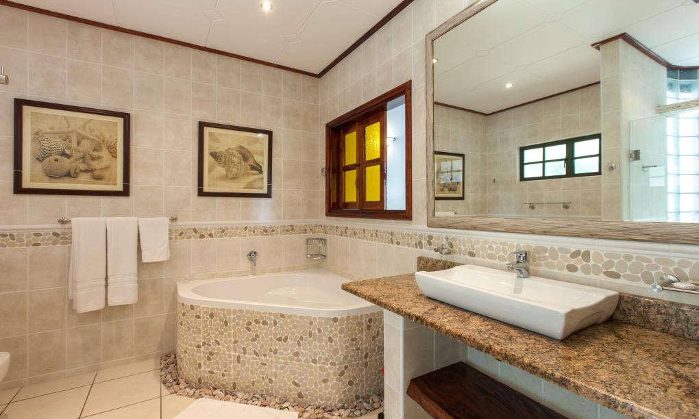 Chateau Saint Cloud - Superior Zimmer