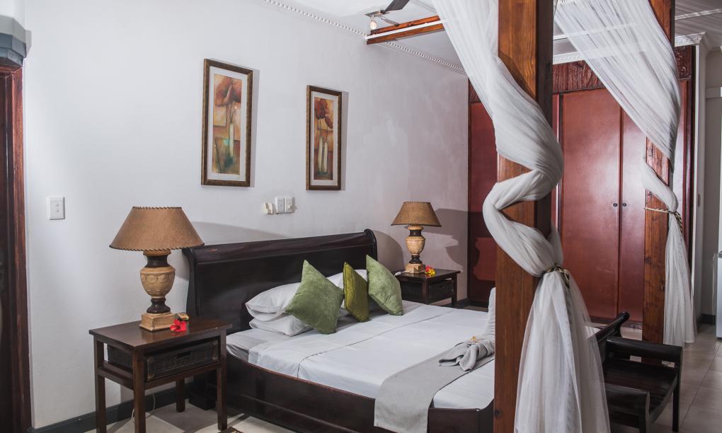 Chateau Saint Cloud - Deluxe Zimmer