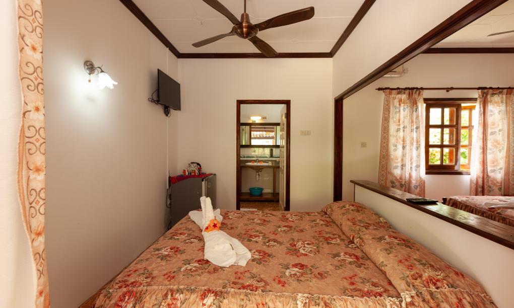 Beryl Guest House - Family Room - Ocean