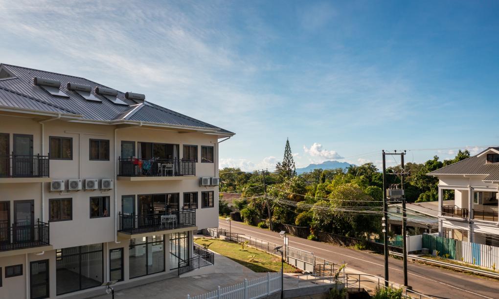 B Holiday Apartments