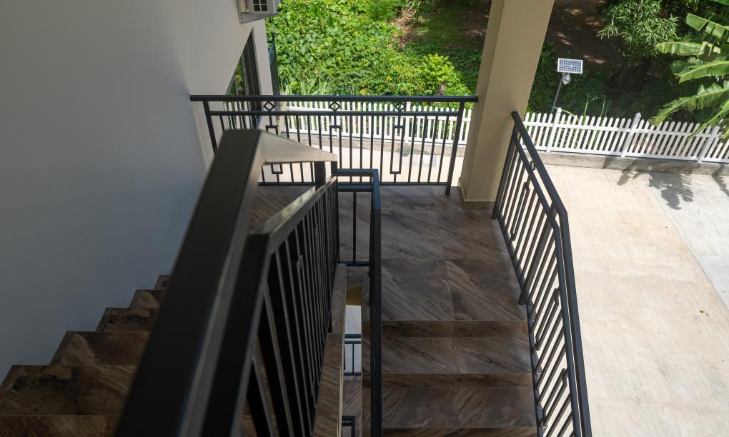 B Holiday Apartments