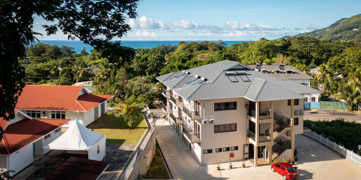 B Holiday Apartments