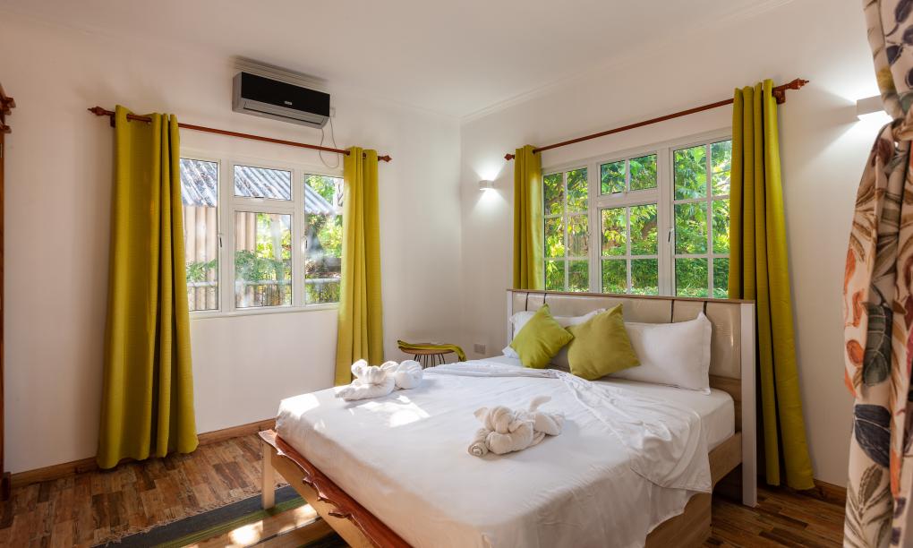 Villa Charette - Appartement mit Gartenblick