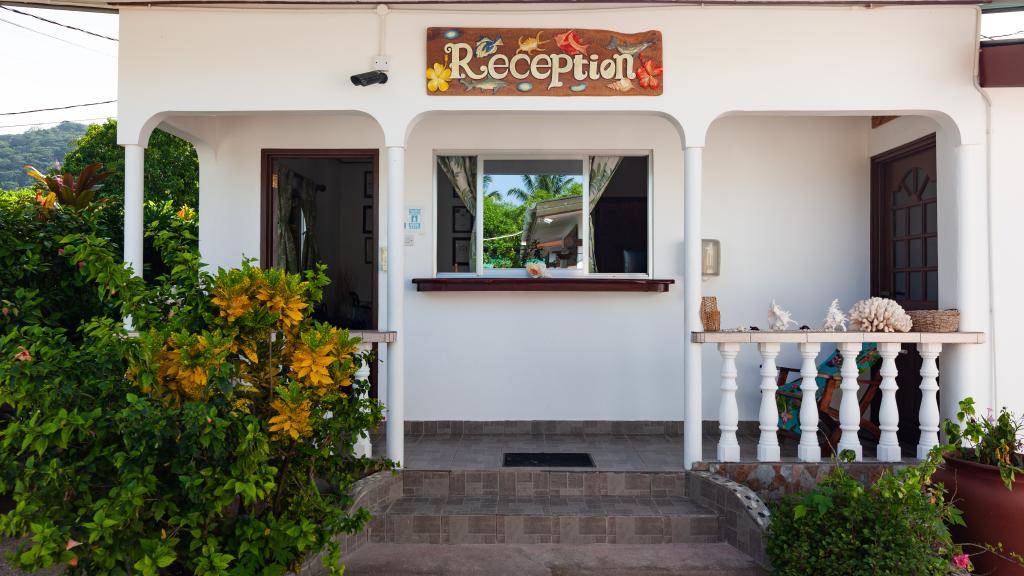 Foto 9: Pension Hibiscus - La Digue (Seychelles)