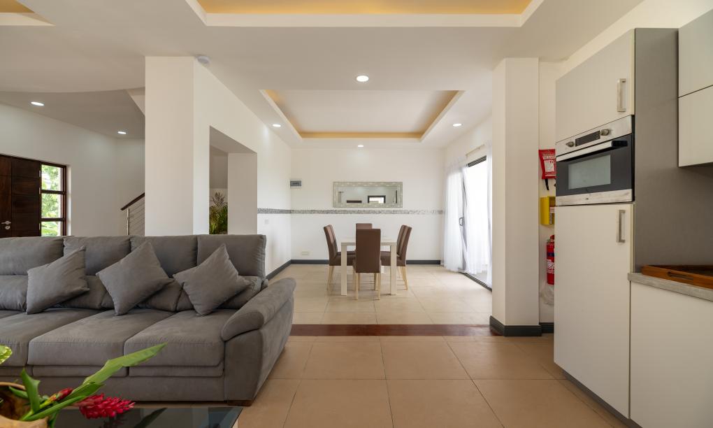 Isla Holiday Home - 3-Bedroom Apartment