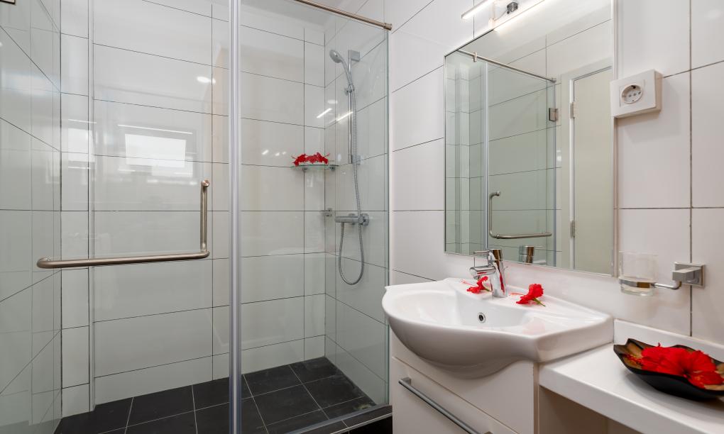 Isla Holiday Home - 3-Bedroom Apartment