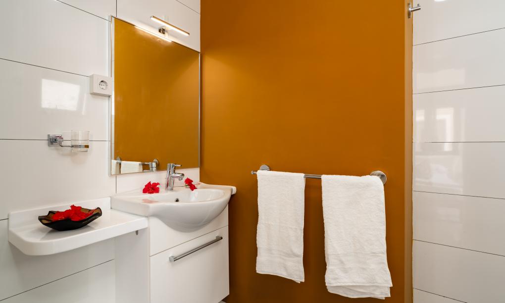 Isla Holiday Home - 3-Bedroom Apartment