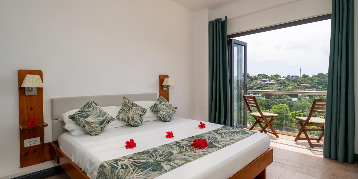 Isla Holiday Home - 3-Bedroom Apartment