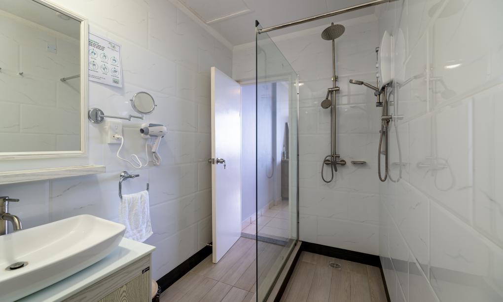 Beau Vallon Studios - 1-Bedroom Apartment