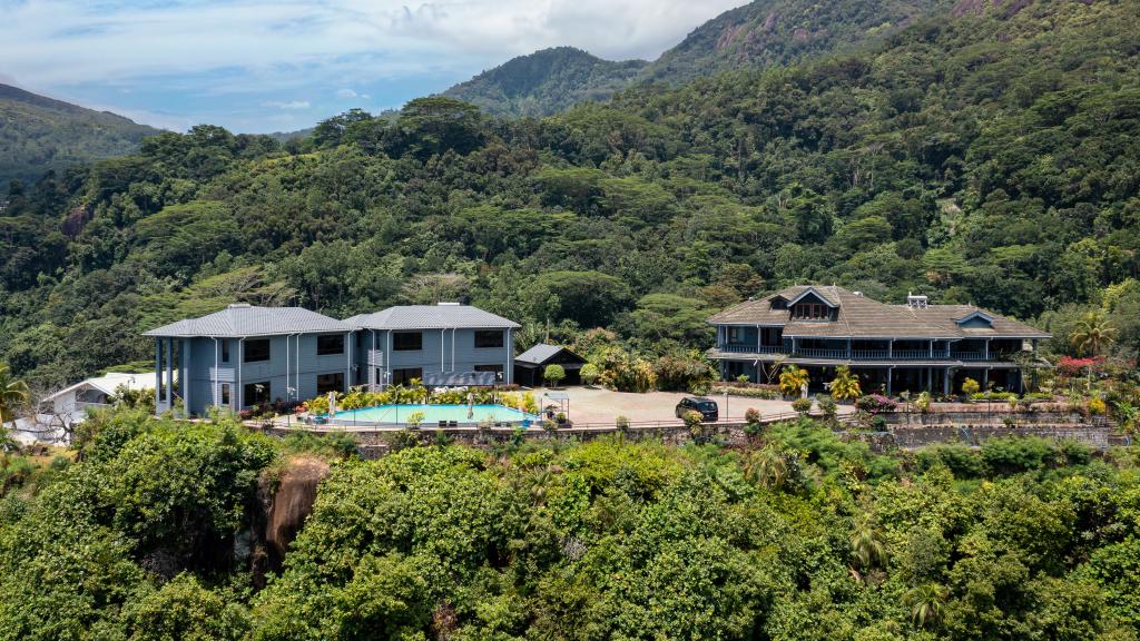 Photo 9: Blue Hill - Mahé (Seychelles)