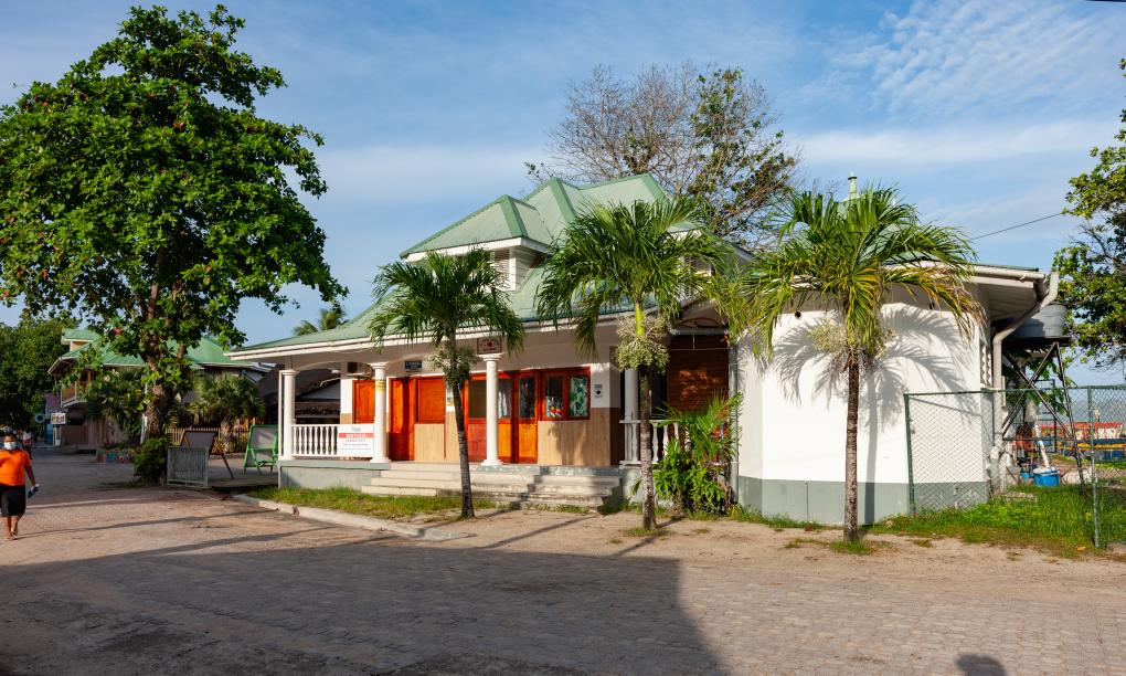 MT Seaside Apartments