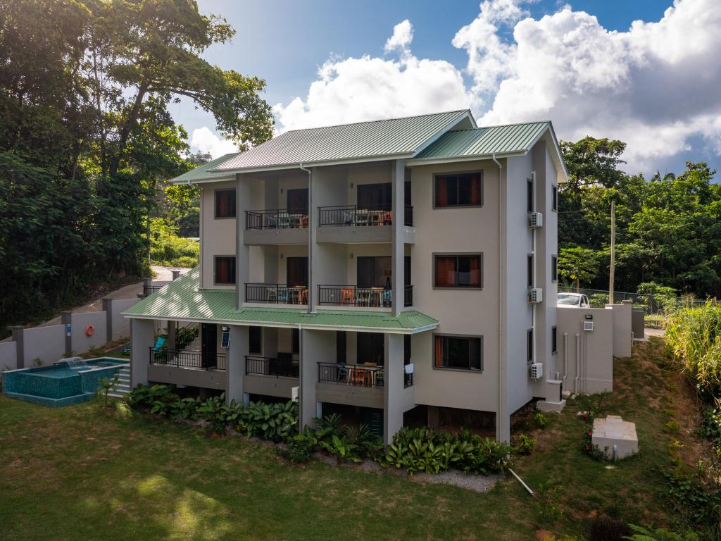 Hidden Valley Residence - Photo 8