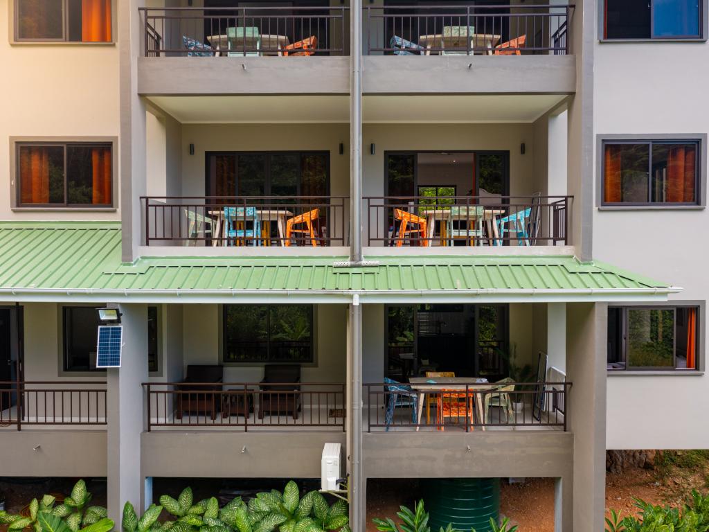 Hidden Valley Residence - Photo 9